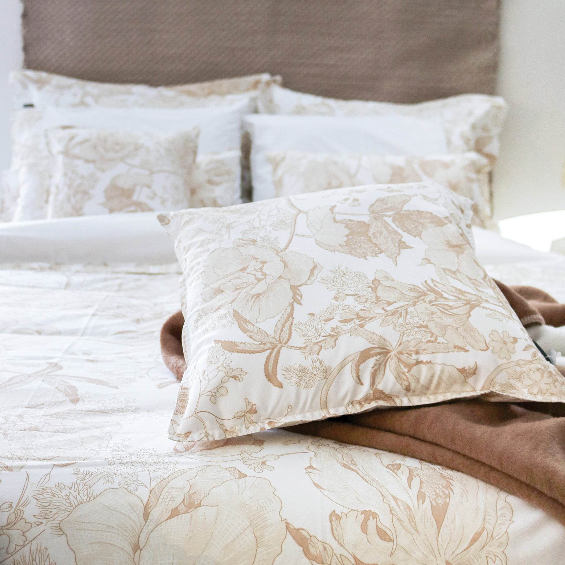 Capa de Almofada Botanique Camel - LethesHome