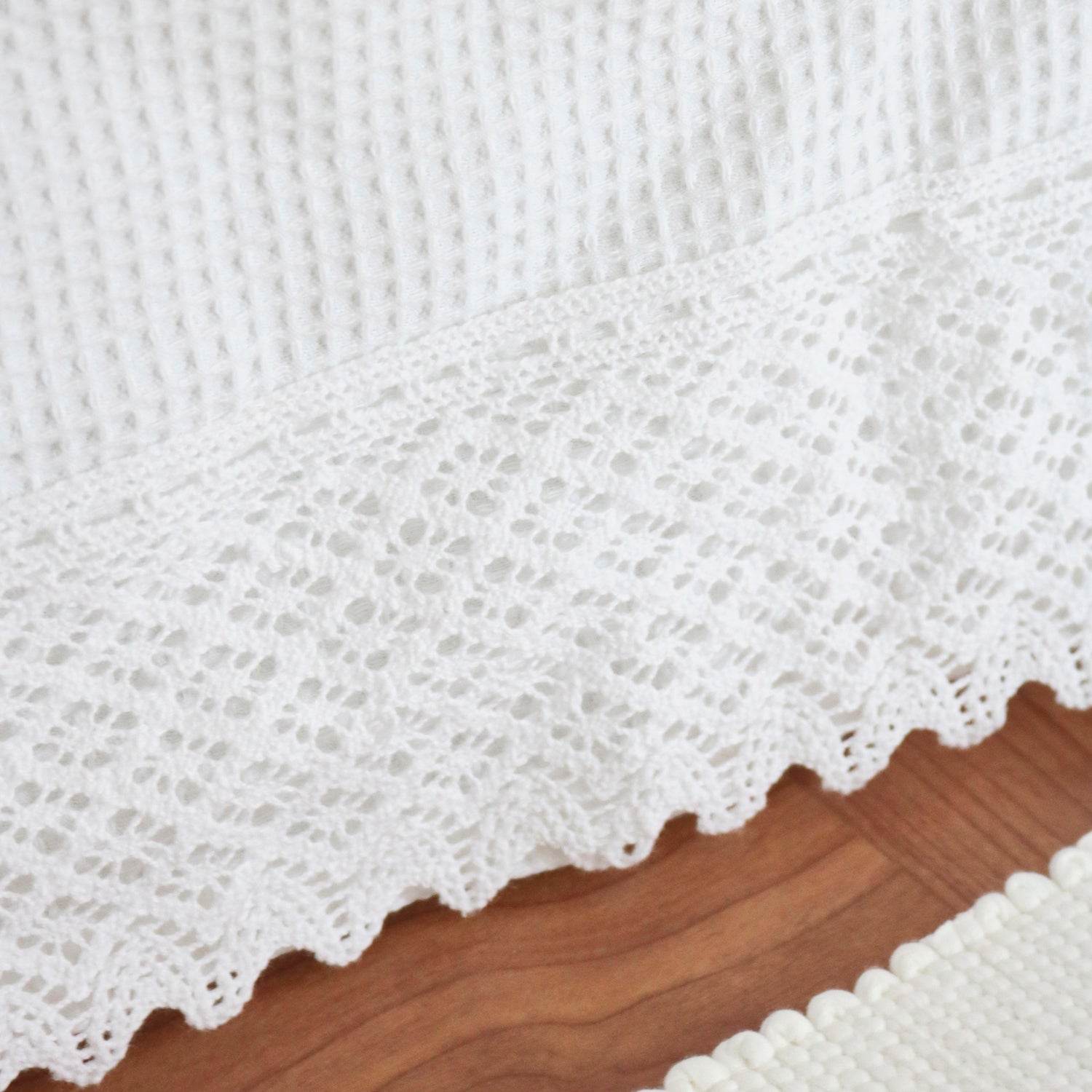 Tapete com Aplicação Favo com Renda - LethesHome