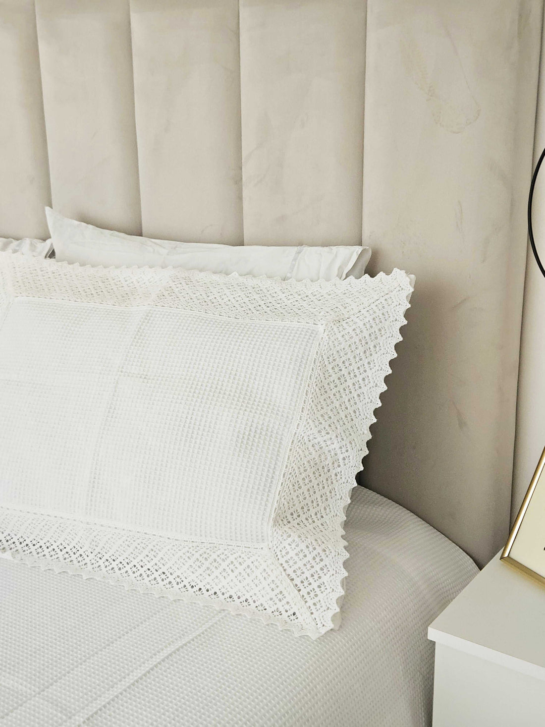 Colcha Favo com Aplicação de Renda