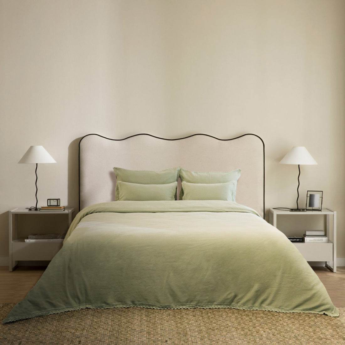 Colcha Acolchoada Tucuman Cor com Renda - LethesHome