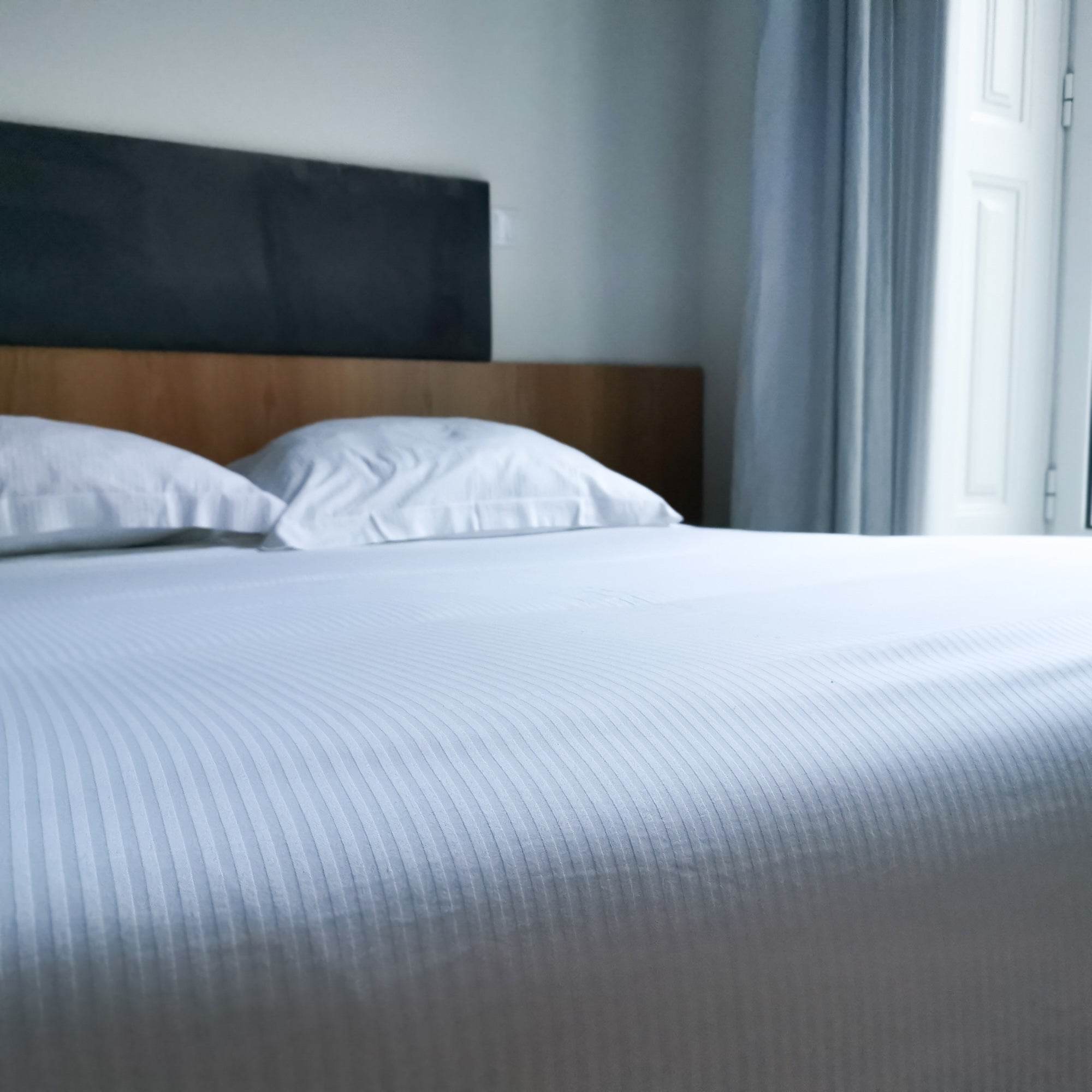 Capa de Edredão Cetim Riscas 2 - LethesHome